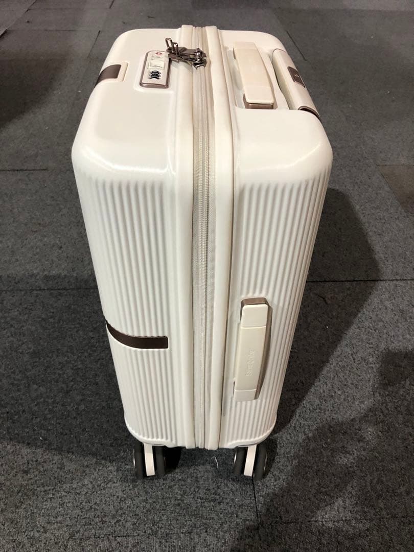 サムソナイト　スーツケース　ミンターースピナー55