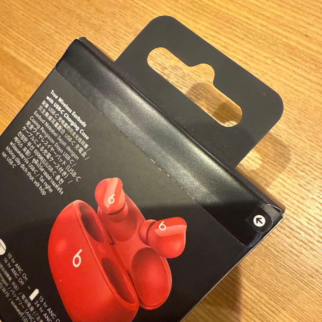 【新品未開封】Beats Studio Budsイヤホン（レッド）