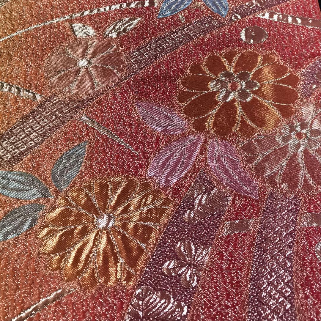 【帯サービス】正絹　振袖　花蝶に金箔　　染め分け