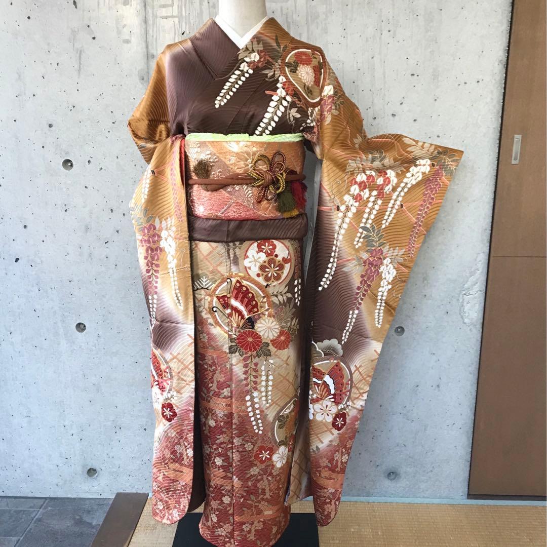 【帯サービス】正絹　振袖　花蝶に金箔　　染め分け