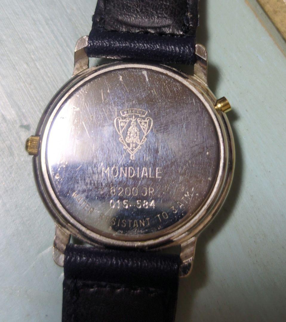 GUCCI アナログ腕時計 ネイビー