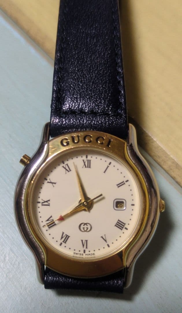 GUCCI アナログ腕時計 ネイビー