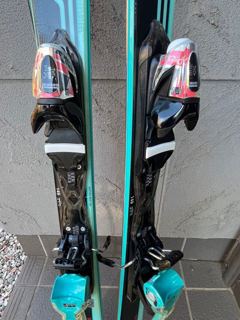 ROSSIGNOL Famous 2レディース　スキー板　ビンディング