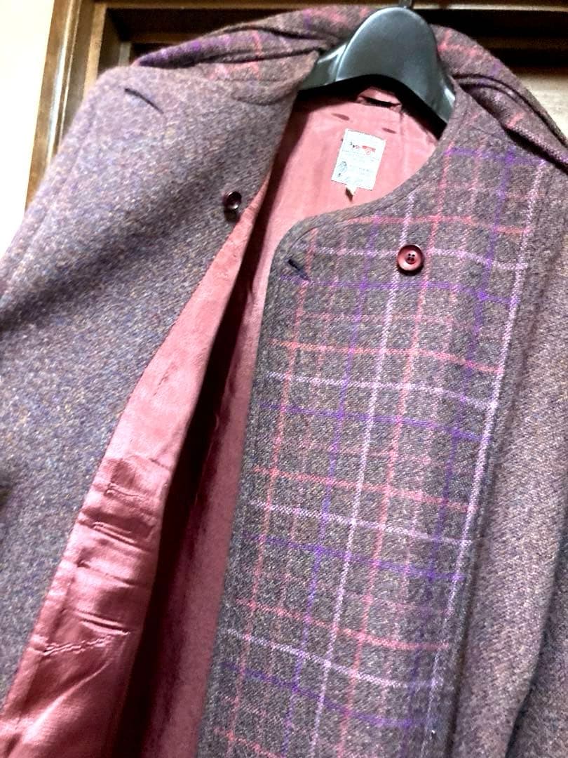 本場アイルランドの高級ブランドAvoca Tweed 手織りの紫のツイードコート