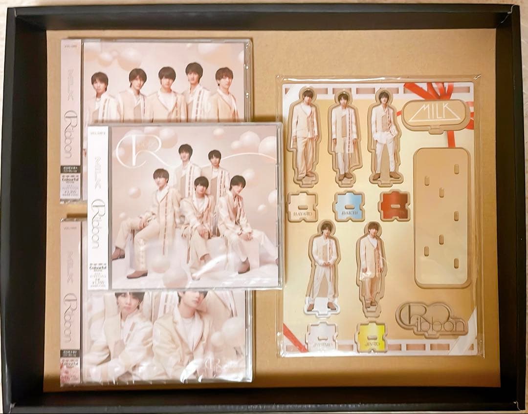 M!LK Ribbon 通常盤 初回限定盤AB 3形態セット　アクスタ付き　②