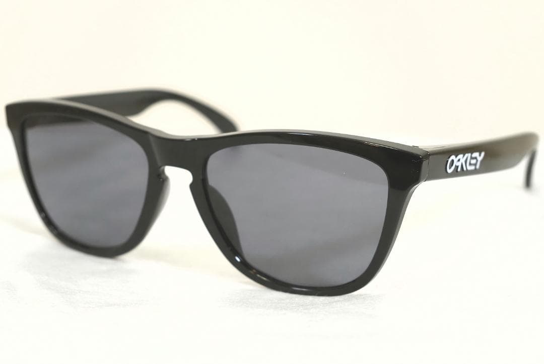 未使用品 オークリー サングラス Frogskins OO9245-01