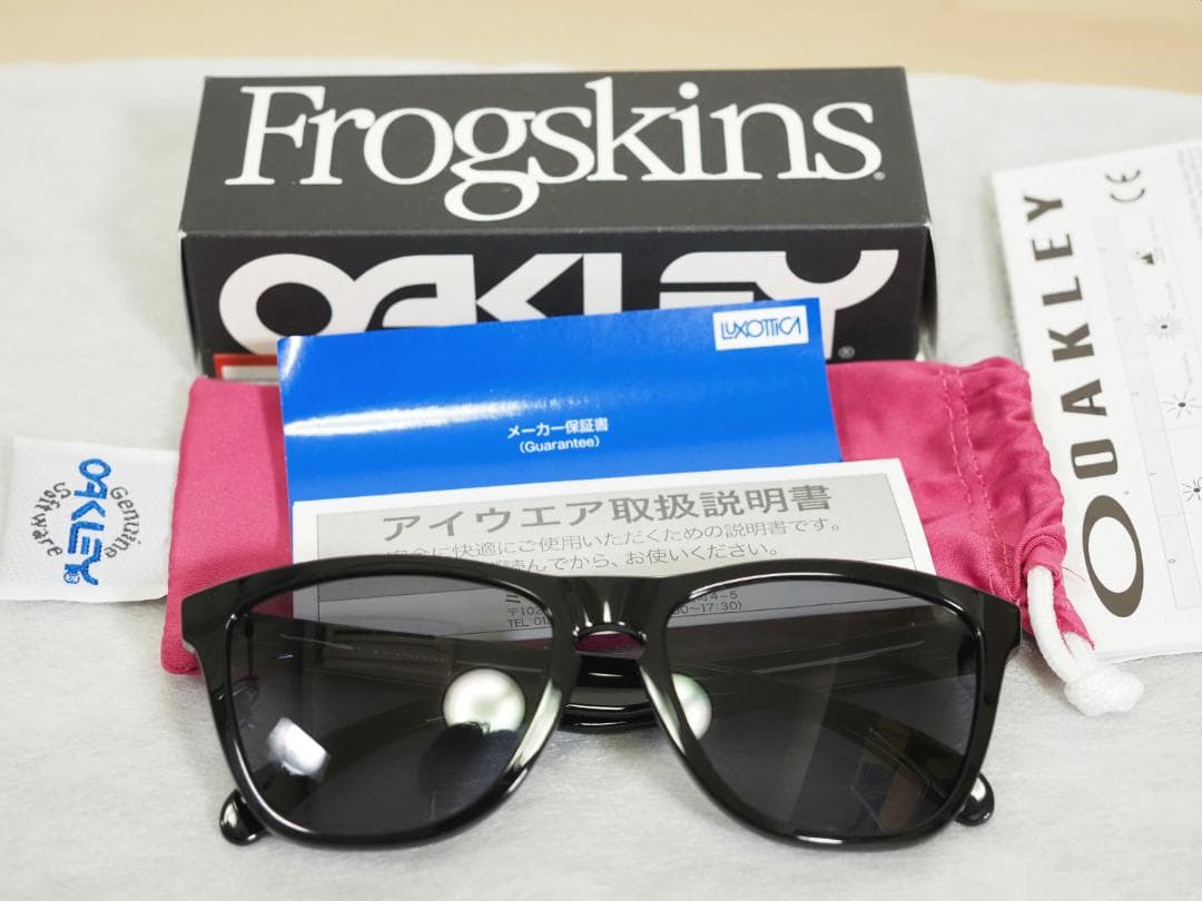 未使用品 オークリー サングラス Frogskins OO9245-01
