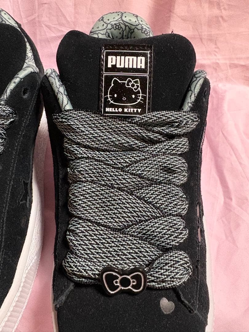 ✨新品/未使用✨PUMA × HELLO KITTY コラボスニーカー