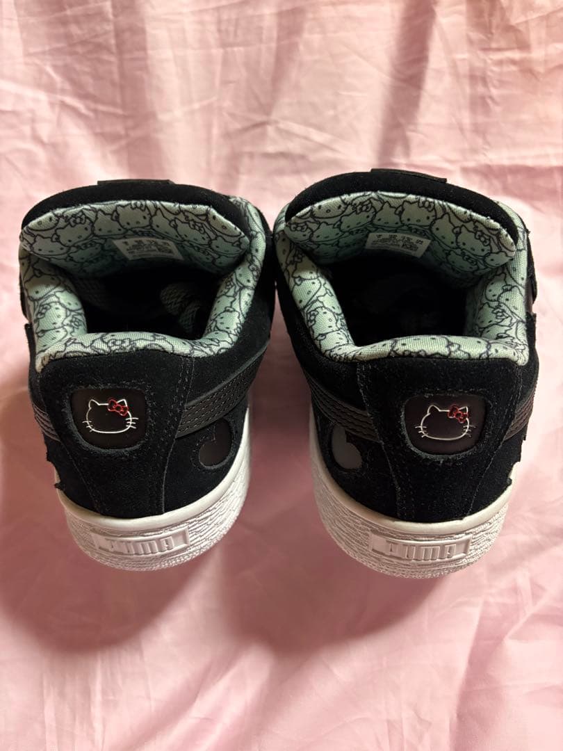 ✨新品/未使用✨PUMA × HELLO KITTY コラボスニーカー