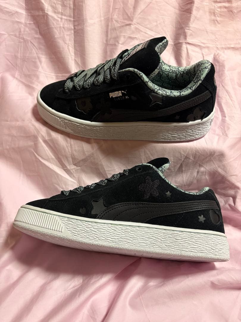 ✨新品/未使用✨PUMA × HELLO KITTY コラボスニーカー
