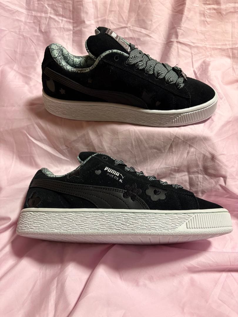 ✨新品/未使用✨PUMA × HELLO KITTY コラボスニーカー