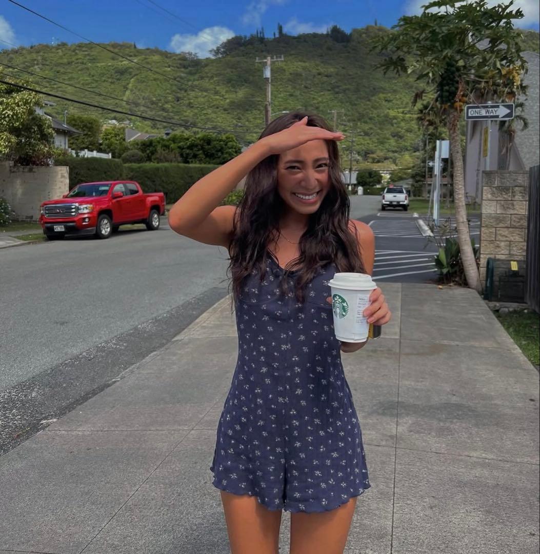 サロペット・オーバーオール・オールインワン ALEXIA STAM Floral Cozy Cami Romper