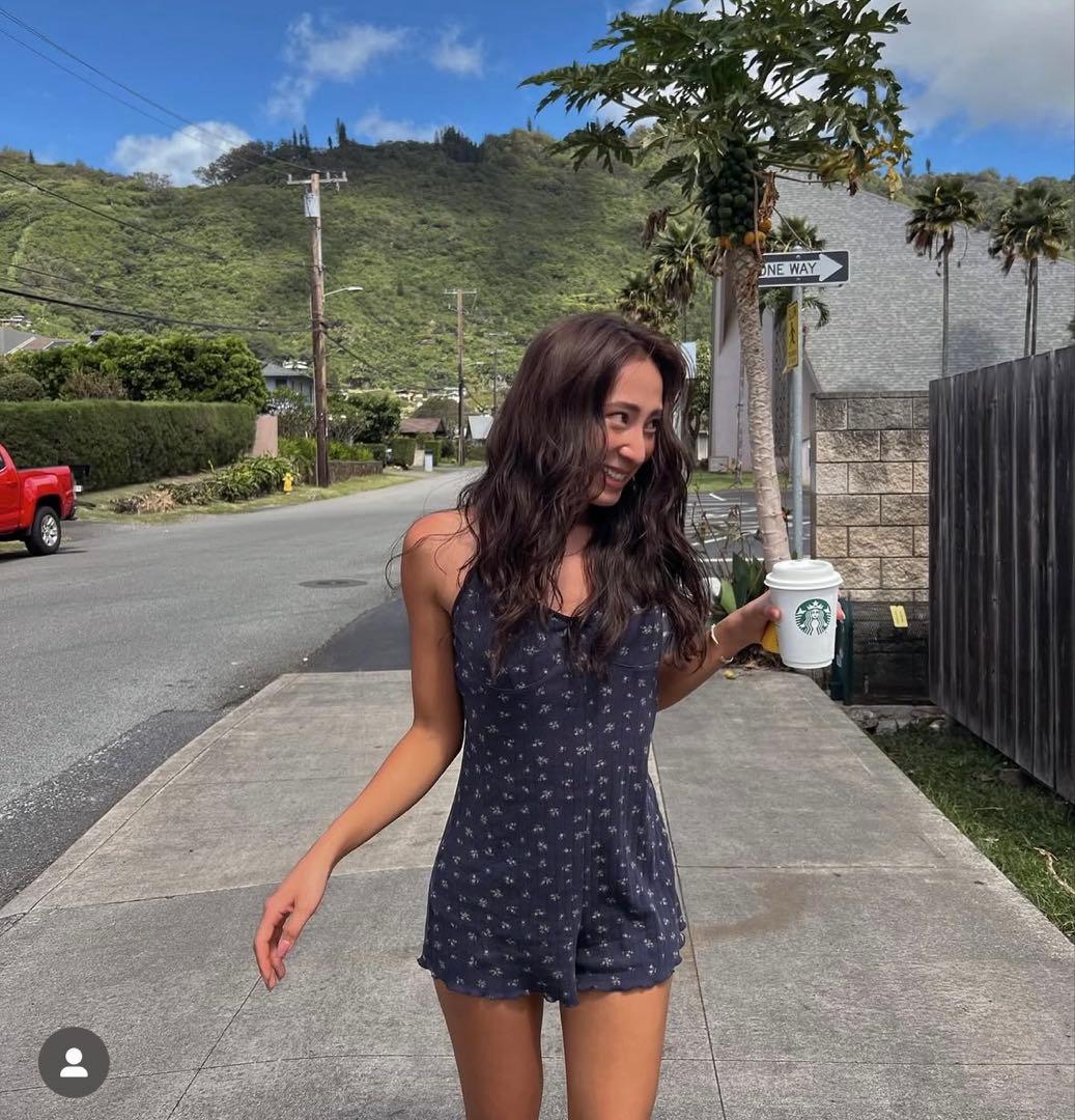 サロペット・オーバーオール・オールインワン ALEXIA STAM Floral Cozy Cami Romper