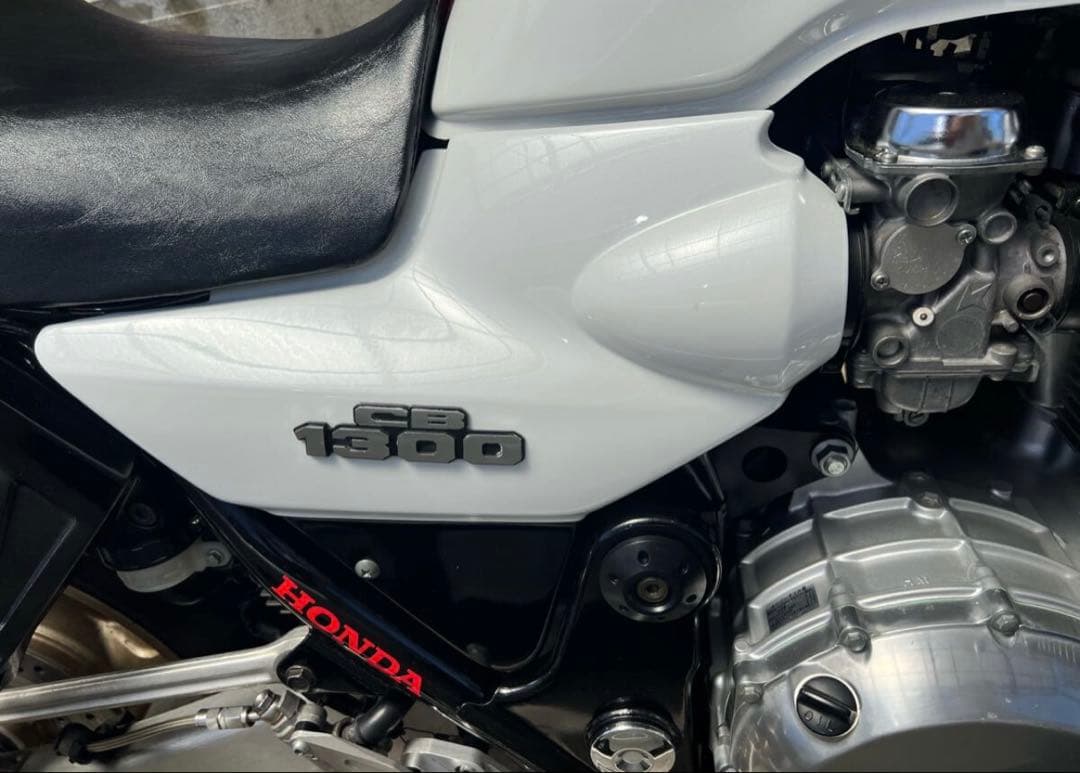 ホンダCB1300SF SC40希少社外サイドカバー美品