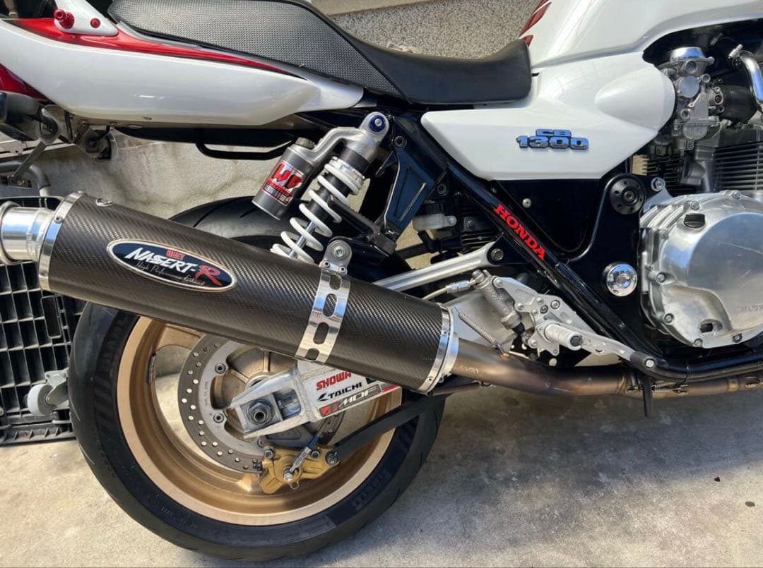 ホンダCB1300SF SC40希少社外サイドカバー美品