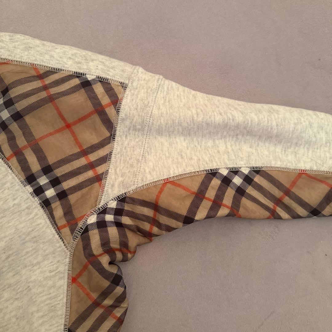 バーバリー　BURBERRY グレー トレーナー　4Y