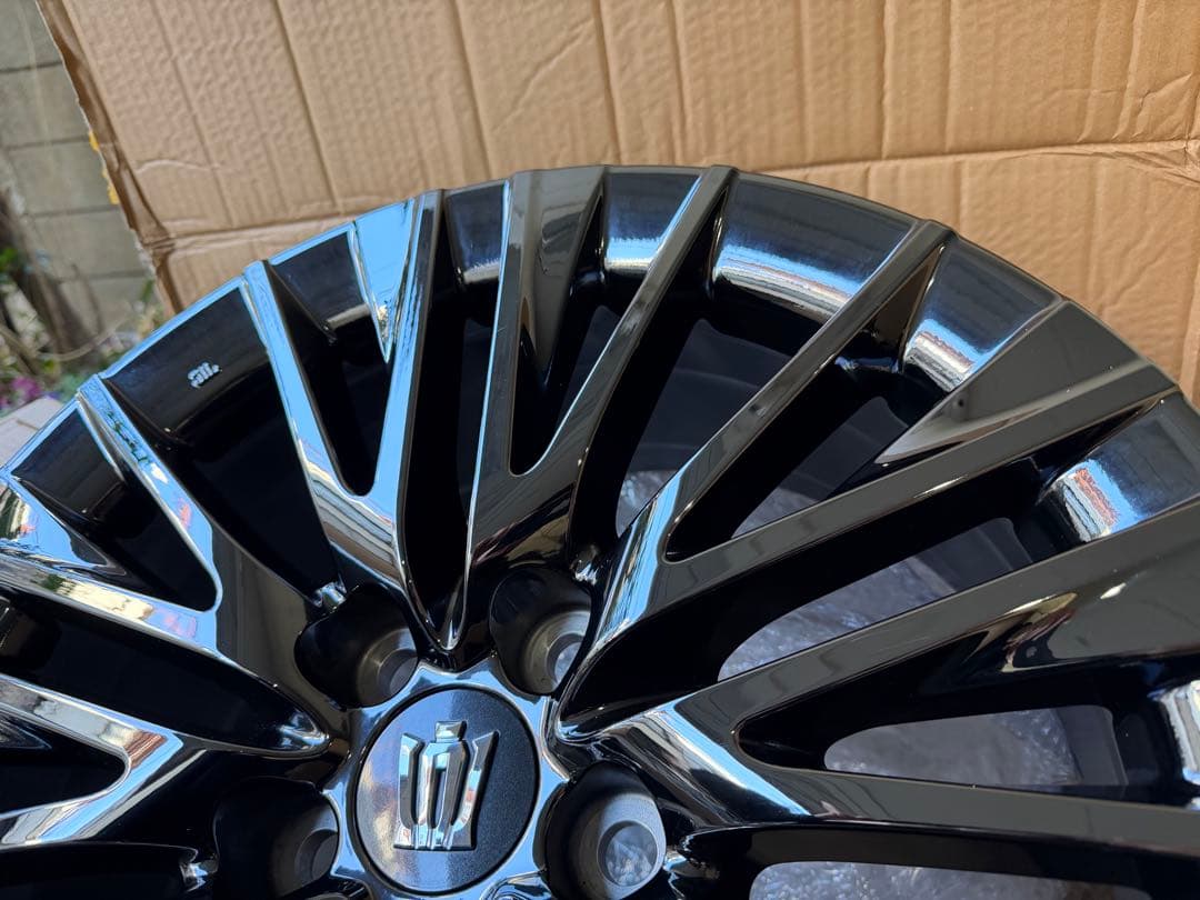 220系クラウン　スポーツ　スタイル　ブラックスパッタリング　Gエグゼクティブ②