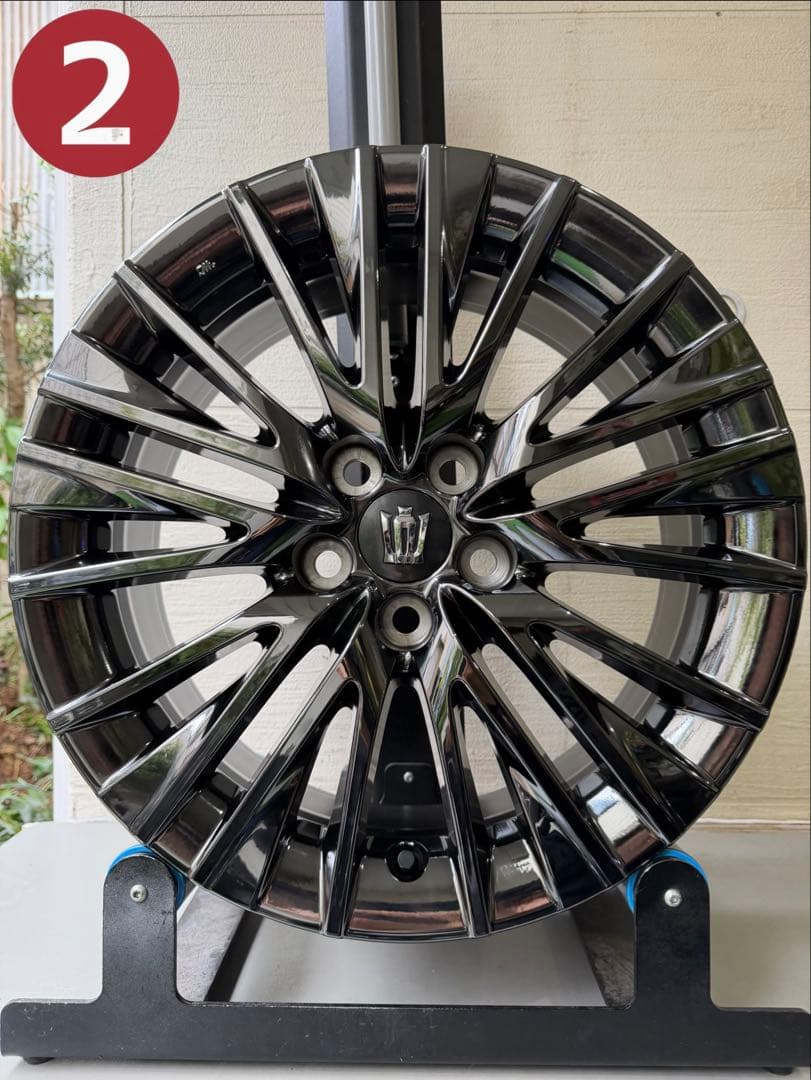 220系クラウン　スポーツ　スタイル　ブラックスパッタリング　Gエグゼクティブ②