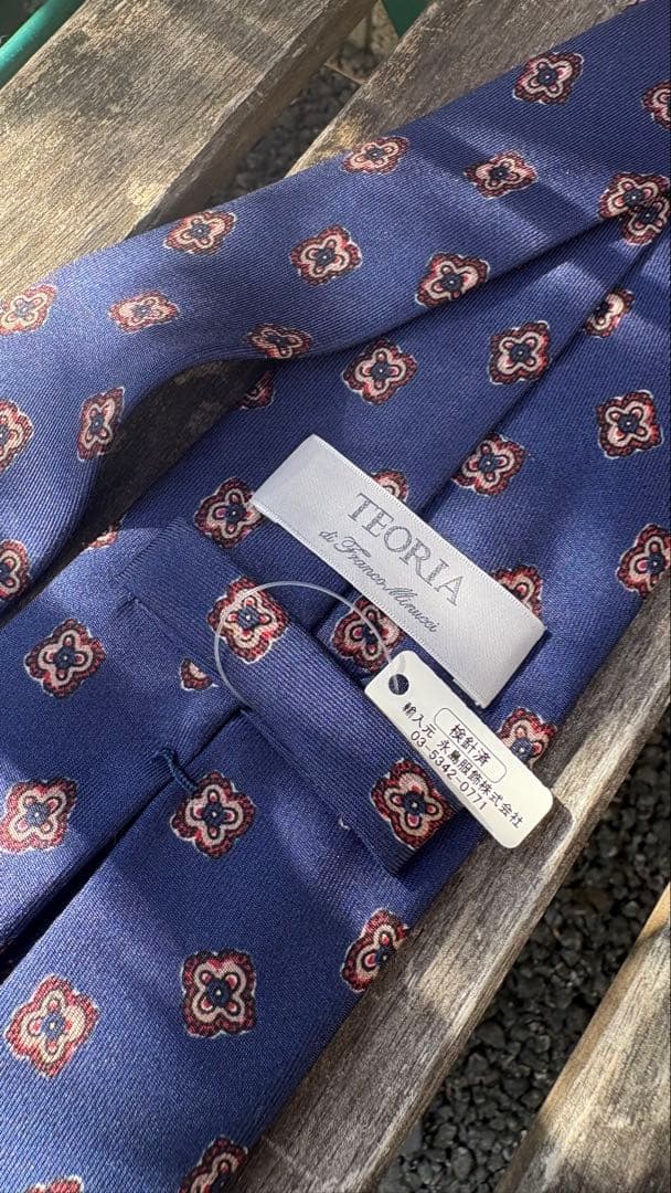 未使用　Teolia di Franco ネイビー シルクネクタイ イタリア製