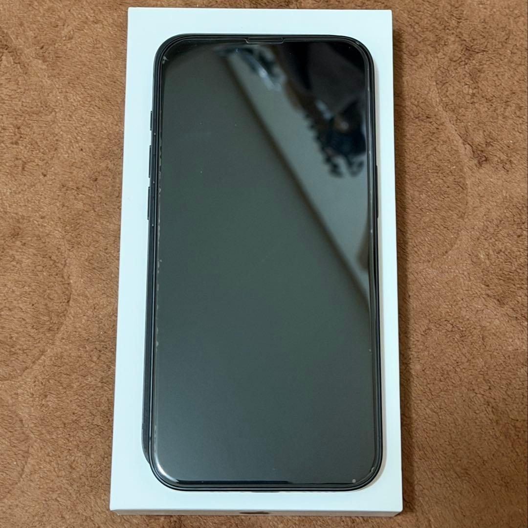 iPhone16e 256GB ブラック SIMフリー 美品
