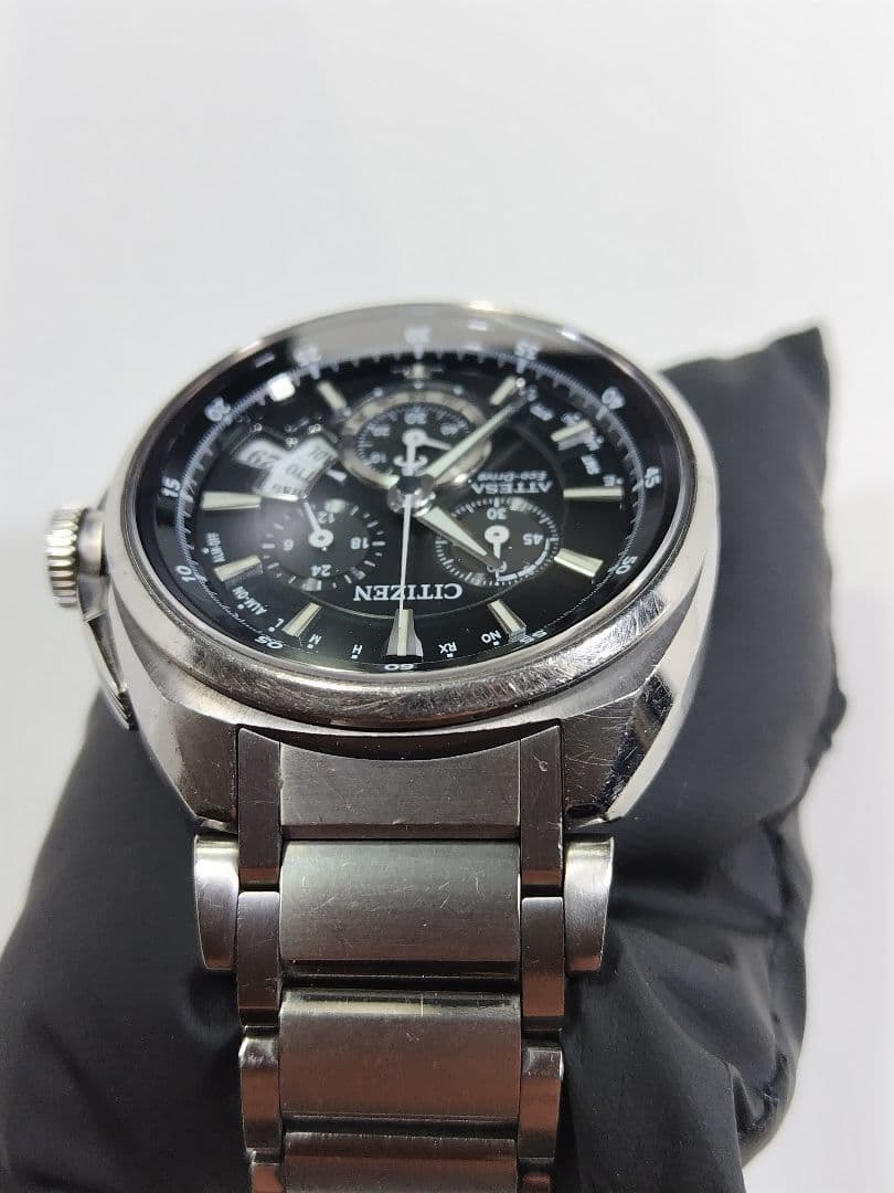 シチズン　エコドライブ　 アテッサ　ジェットセッター クロノグラフ 軽量チタン製