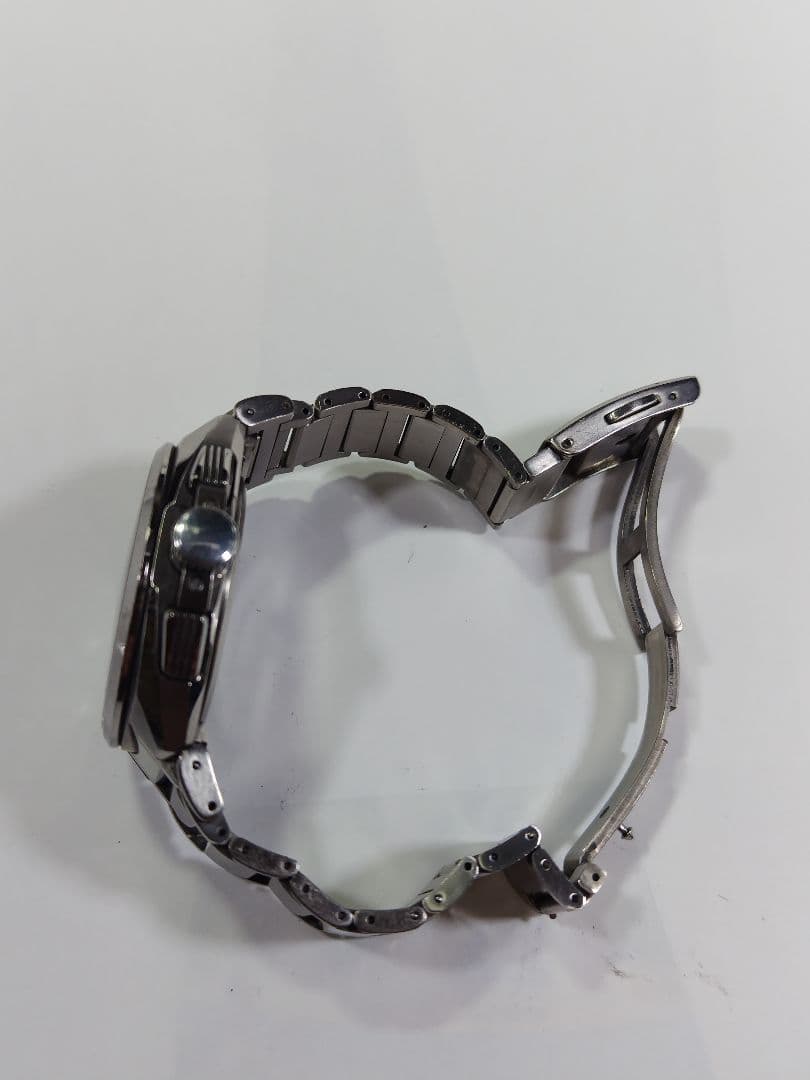 シチズン　エコドライブ　 アテッサ　ジェットセッター クロノグラフ 軽量チタン製