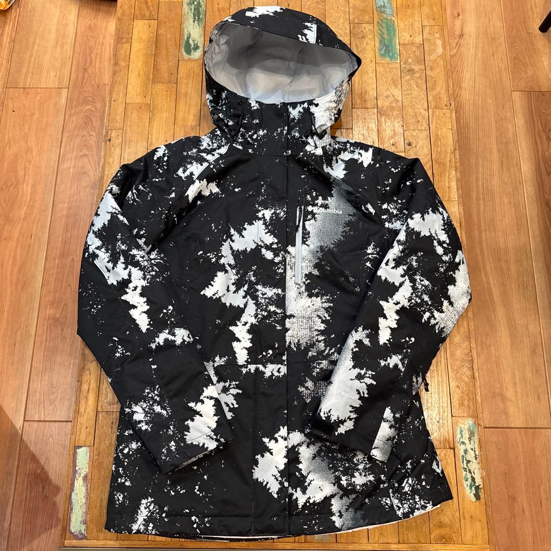 コロンビア　Columbia フード付きアウターウェア 黒白　インナーダウン