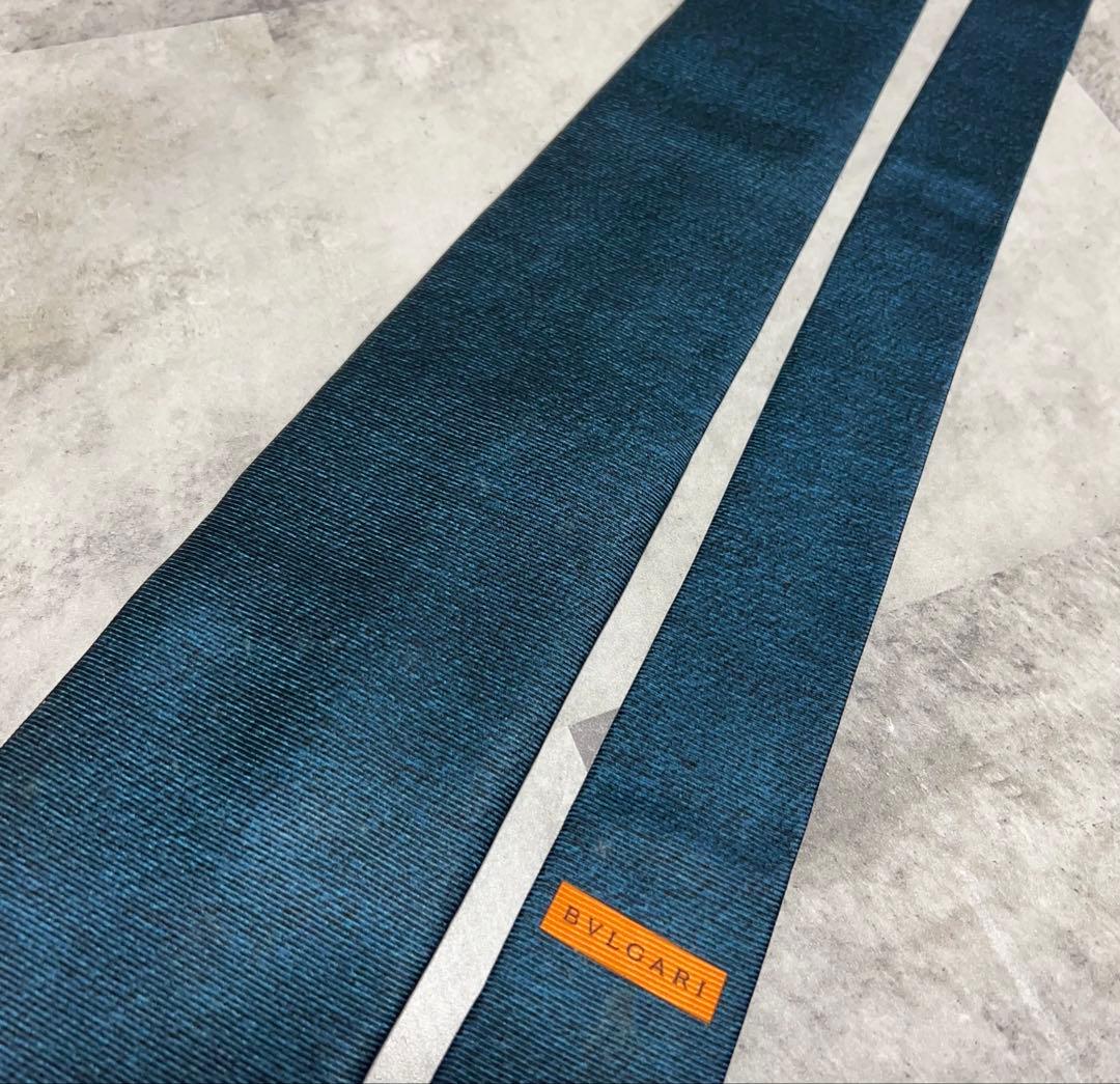 BVLGARI ネクタイ ハイブランド ソリッド セッテピエゲ 箱付き