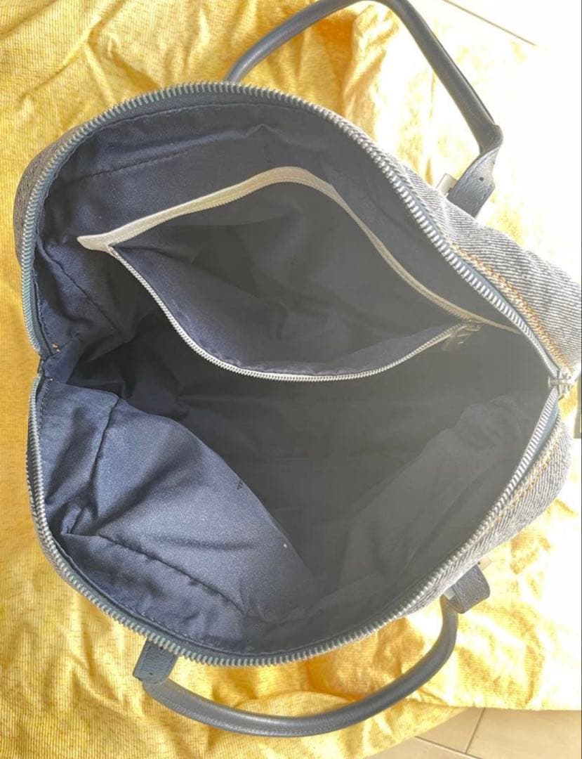 FENDI グレー キャンバス ショルダーバッグ