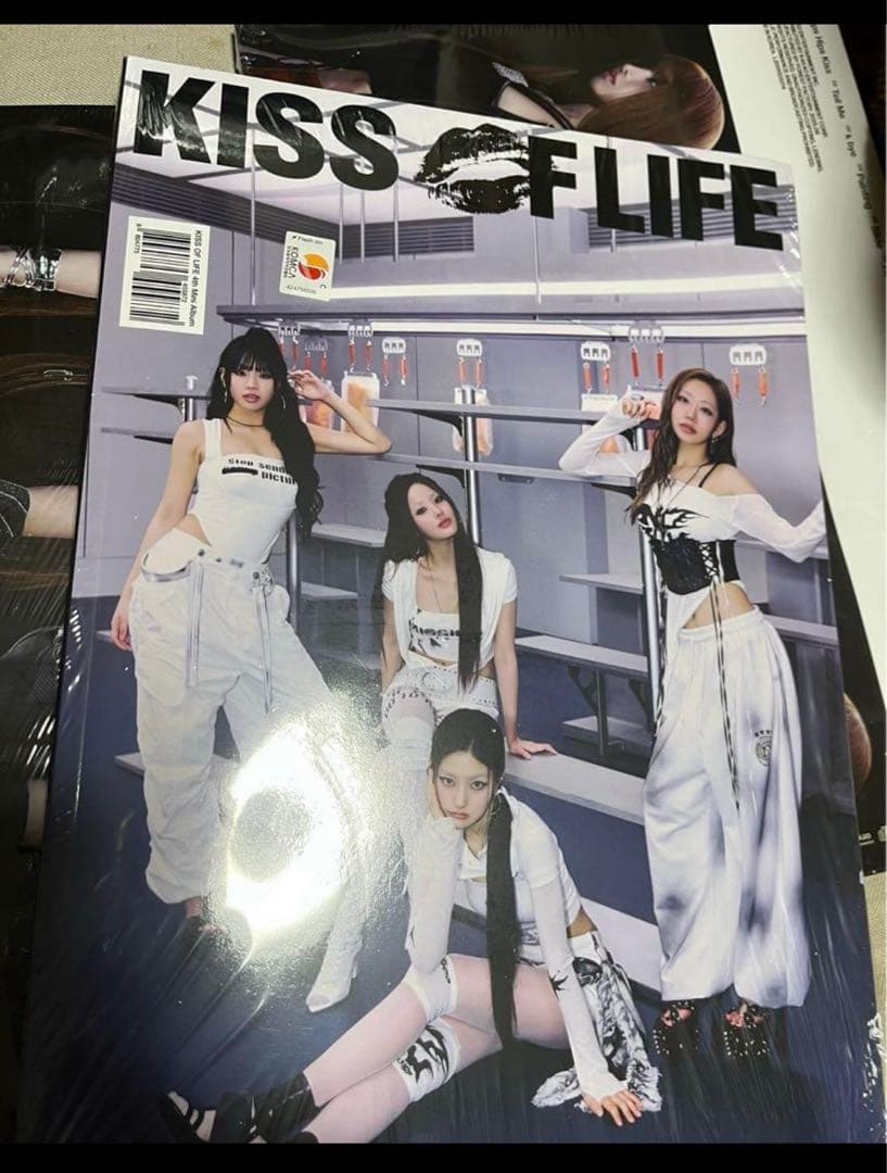 KISS OF LIFE アルバム　新品未開封