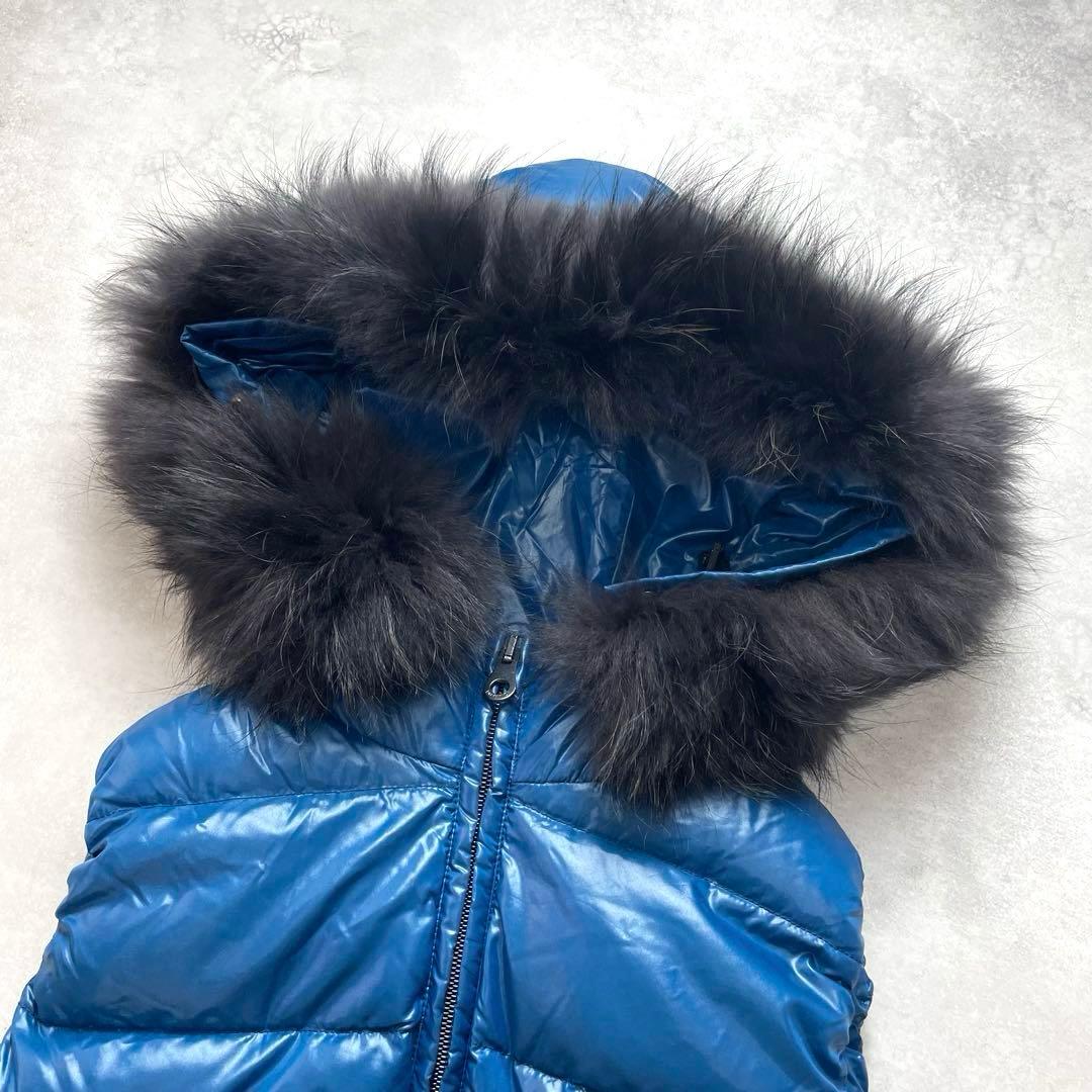 美シルエット✨デュベティカ ダウンベスト GOCCIA 青 ブルー 黒 38 M