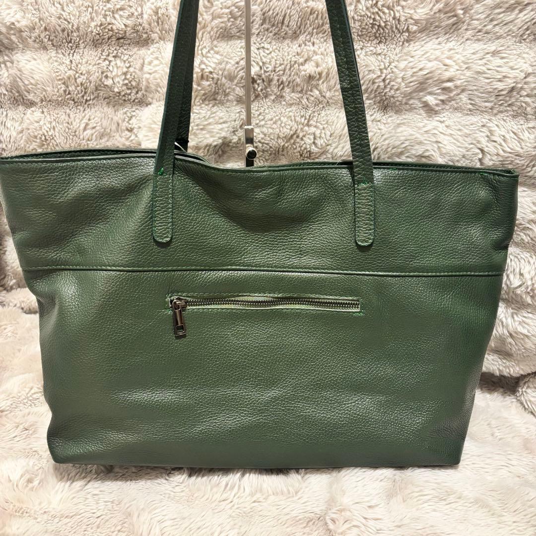 新品未使用 イタリア製 本革 ★グリーン タッセル付き 大型トートバッグ