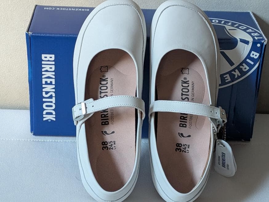 新品BIRKENSTOCKリズモアホワイト、赤 レザーシューズ 2足
