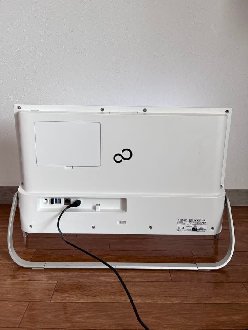 美品「Core i7 7700HQ」 富士通 ディスプレイ一体型PC オフィス付