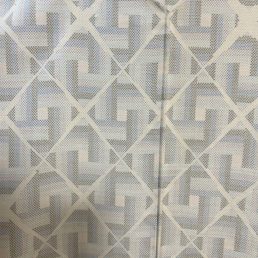 逸品！！　都喜ヱ門　本場白大島紬　着物　幾何学柄　着物スキ倶楽部　６３７