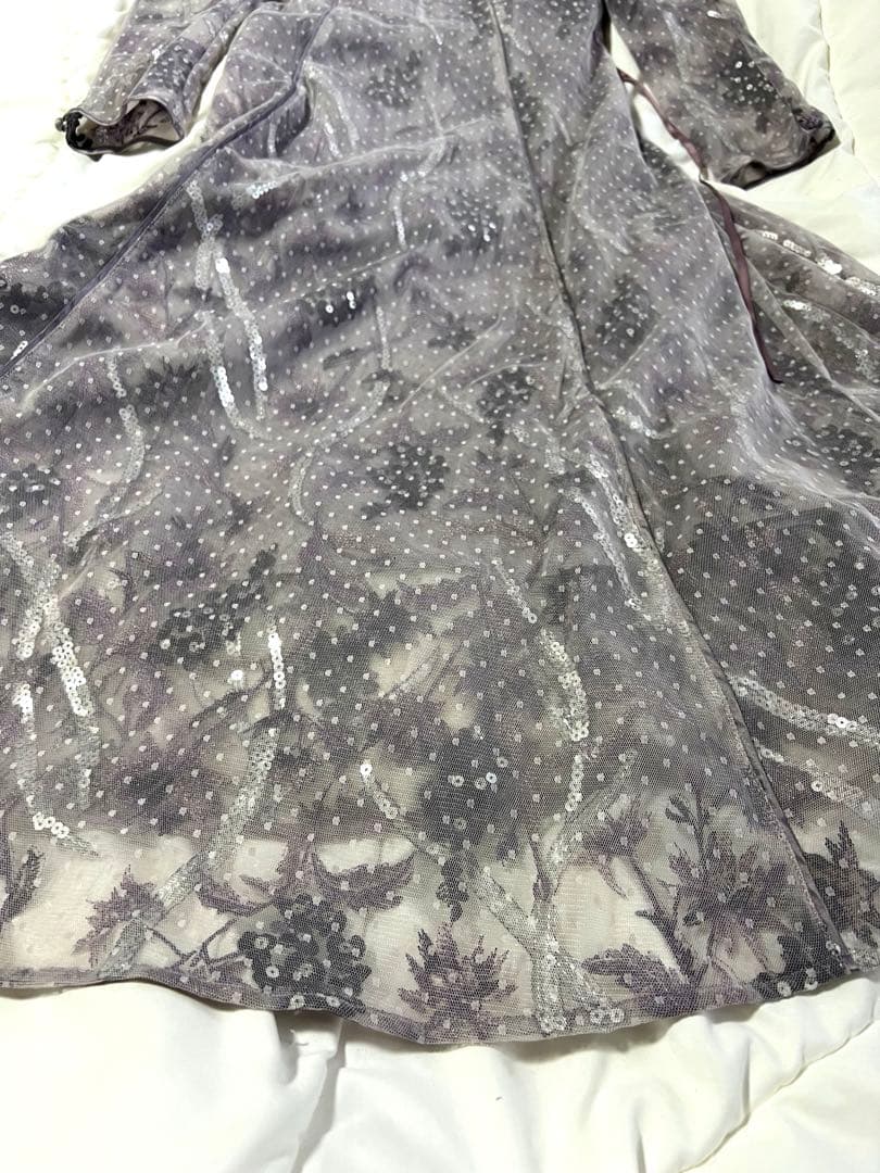 【最終価格】SNIDEL シャイニーエンブロイダリーワンピース