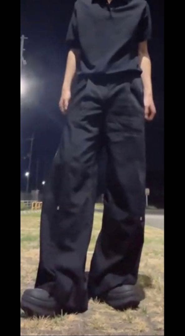 C2H4 ブラック Tortuosily Shaped ワイドパンツ