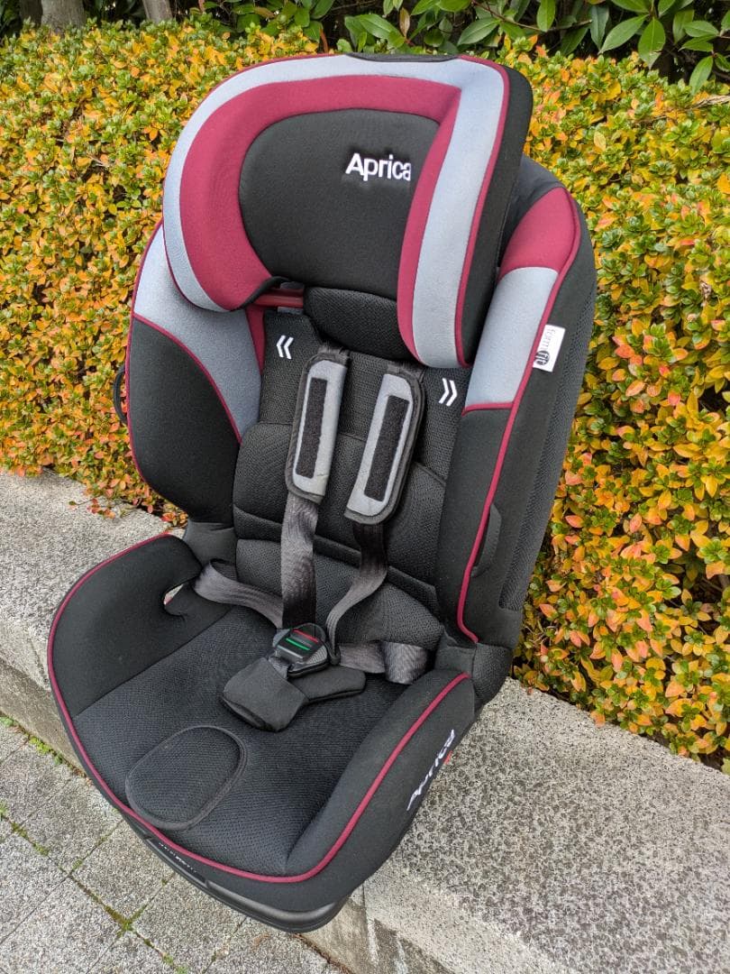 アップリカ フォームフィット チャイルドシート ジュニアシート ISOFIX