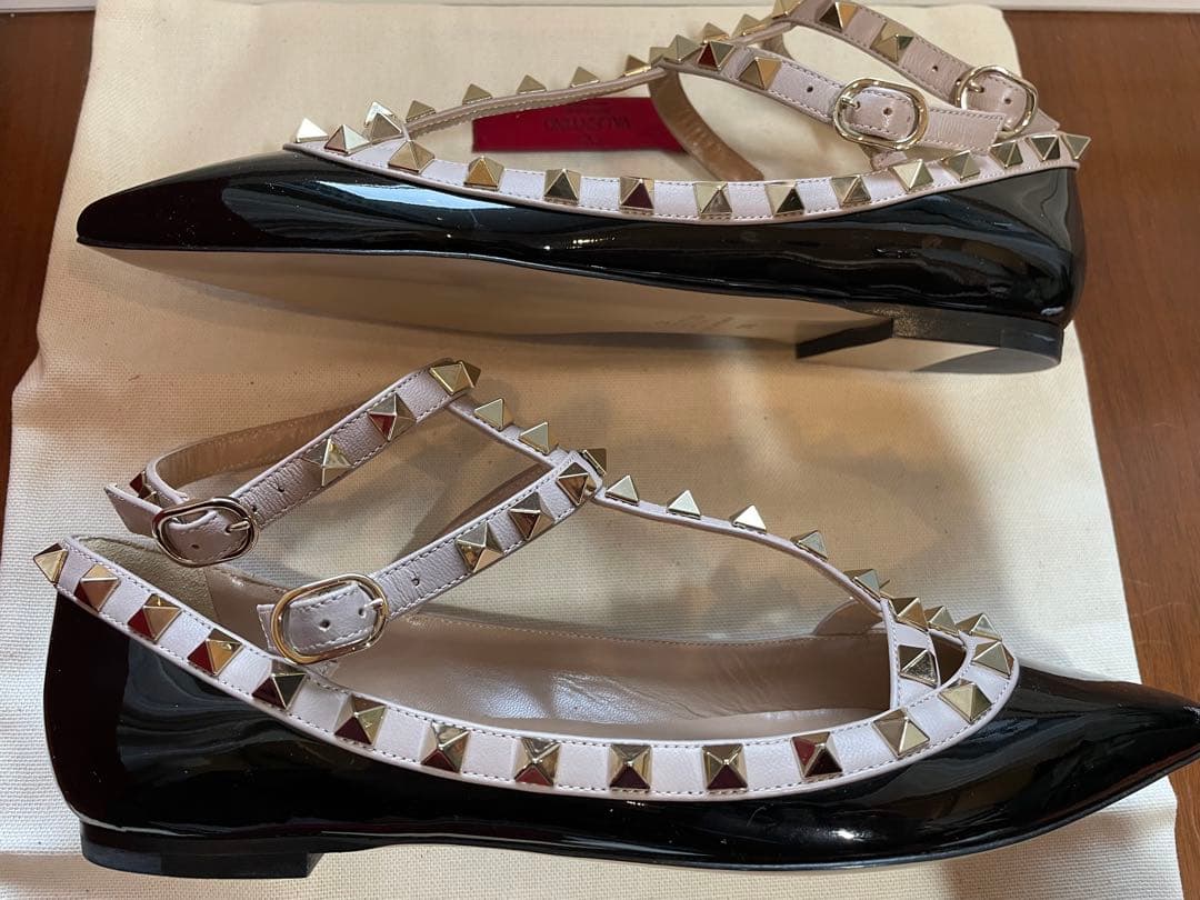 新品　VALENTINOバレンティノ ロックスタッズ　フラット　シューズ　36