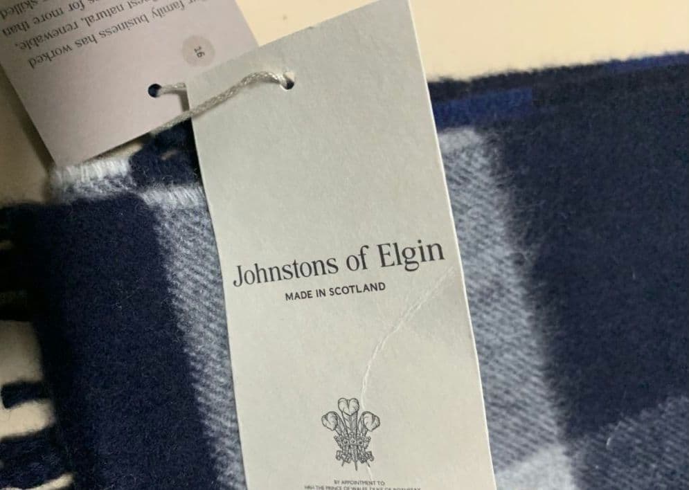 発送日：1月13日以降　Johnstons of Elgin チェック柄ストール