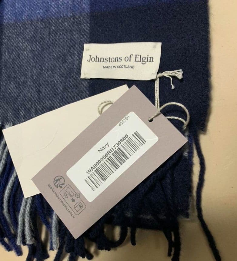 発送日：1月13日以降　Johnstons of Elgin チェック柄ストール