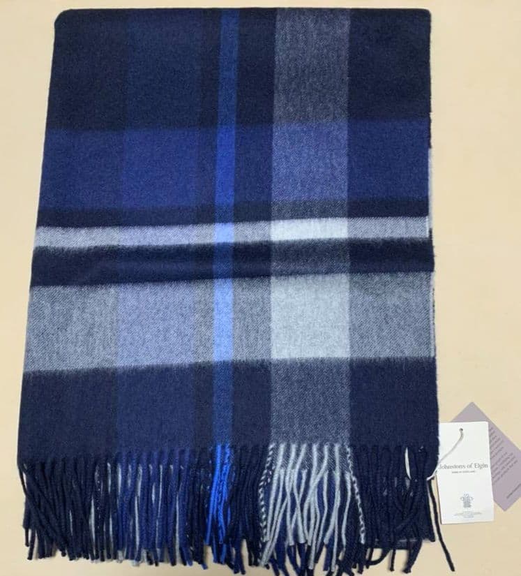 発送日：1月13日以降　Johnstons of Elgin チェック柄ストール