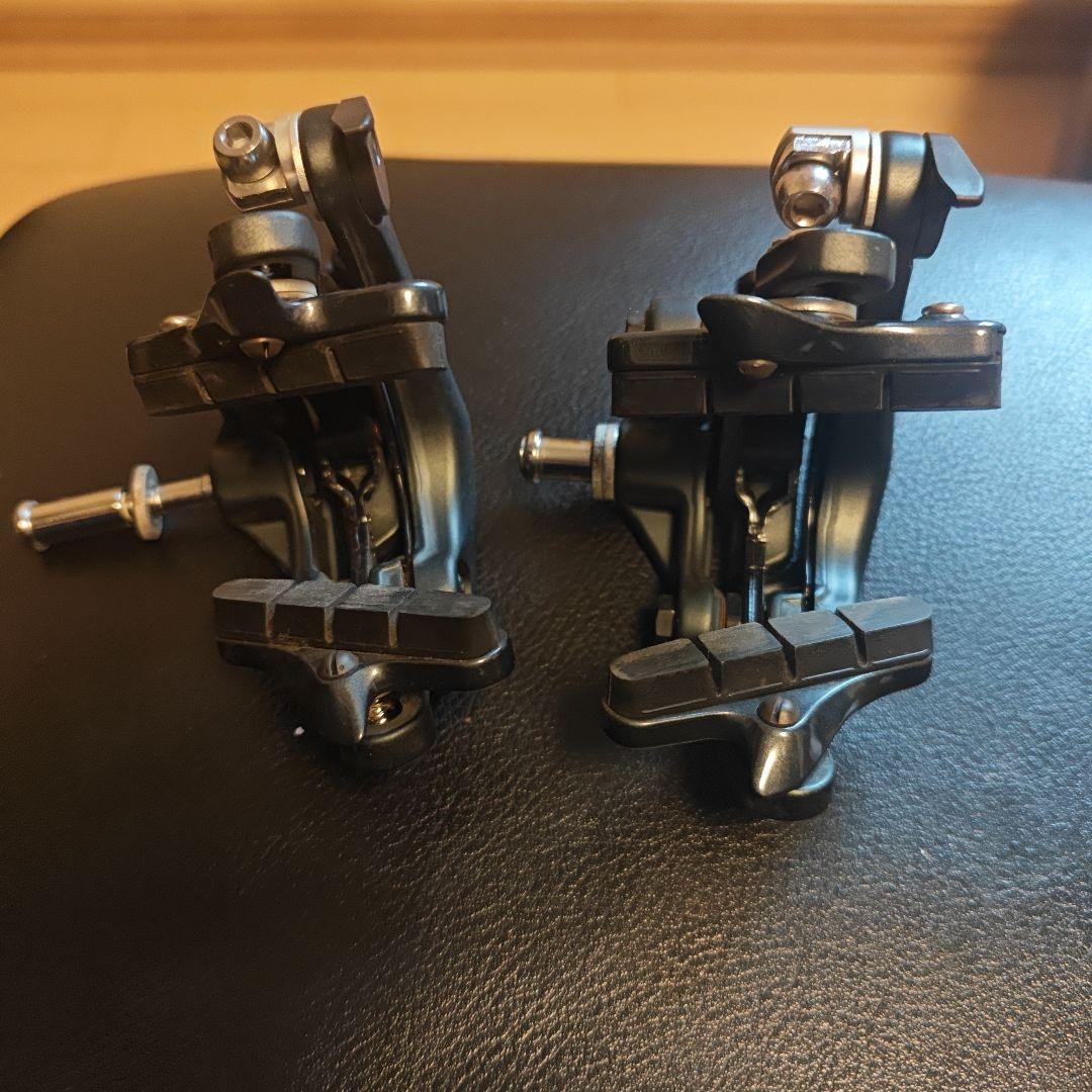 SHIMANO ULTEGRA BR-R8000　ブレーキキャリパー 2個セット