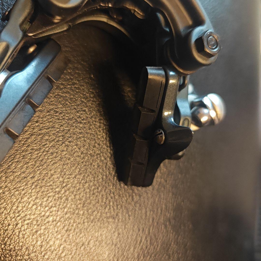 SHIMANO ULTEGRA BR-R8000　ブレーキキャリパー 2個セット