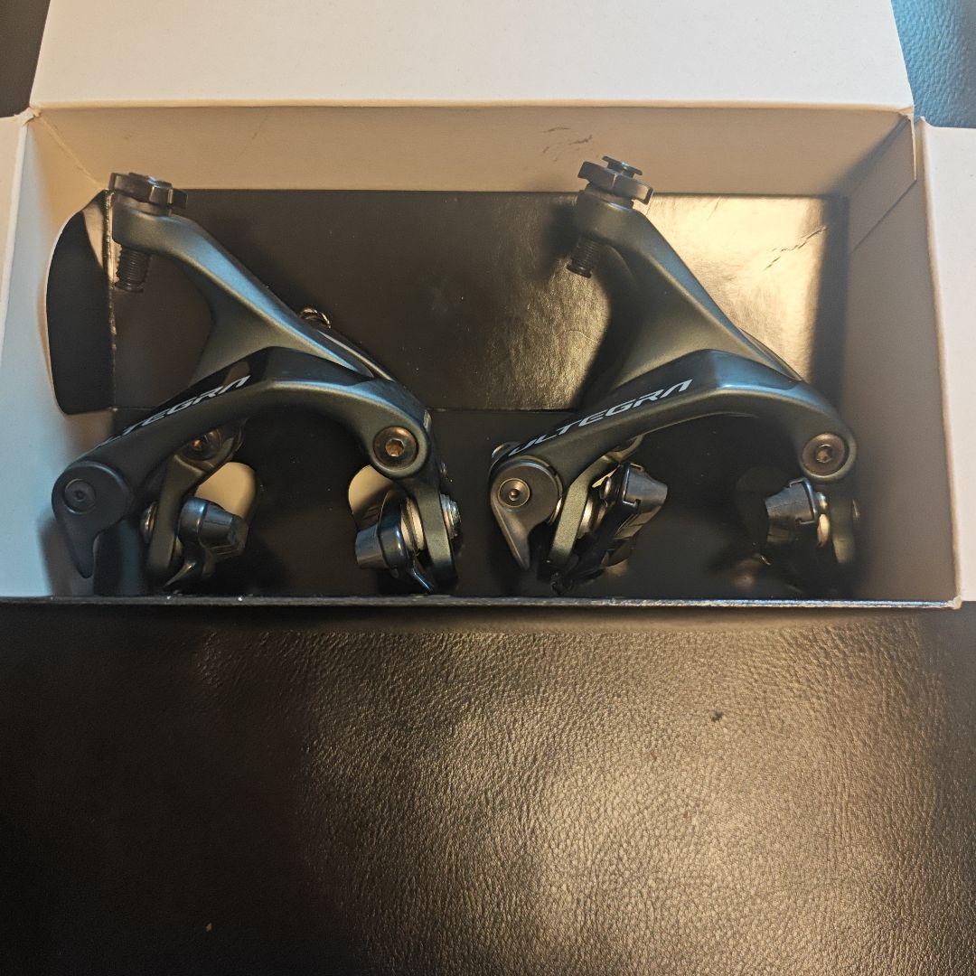 SHIMANO ULTEGRA BR-R8000　ブレーキキャリパー 2個セット