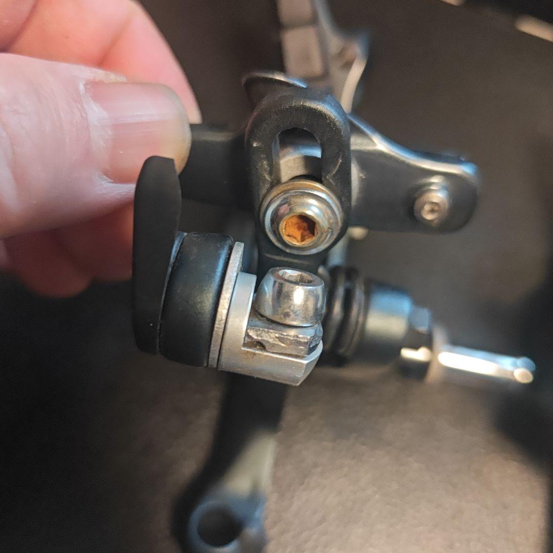 SHIMANO ULTEGRA BR-R8000　ブレーキキャリパー 2個セット