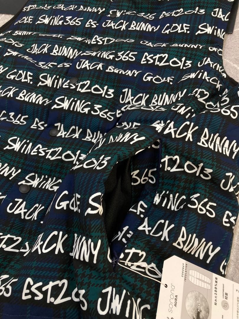 新品 パーリーゲイツ ジャックバニー リバーシブル中綿ベスト(4)サイズM/紺