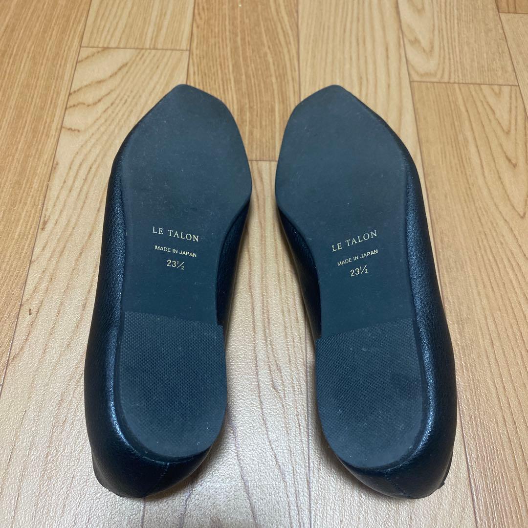 スクエアVカットフラット