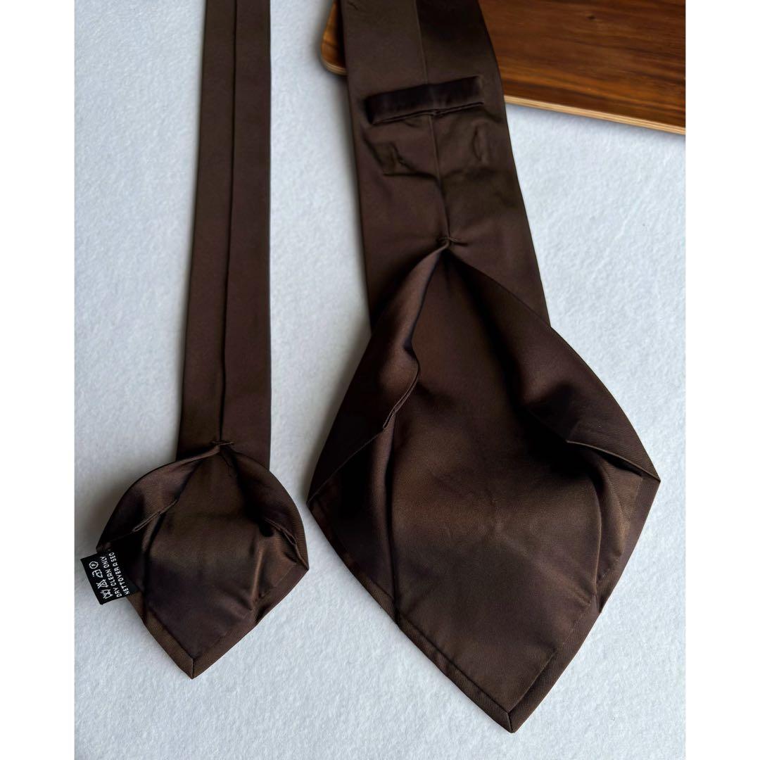 〔美品〕イタリア セッテピエゲ ハンドメイド ネクタイ ブラウン ソリッドタイ