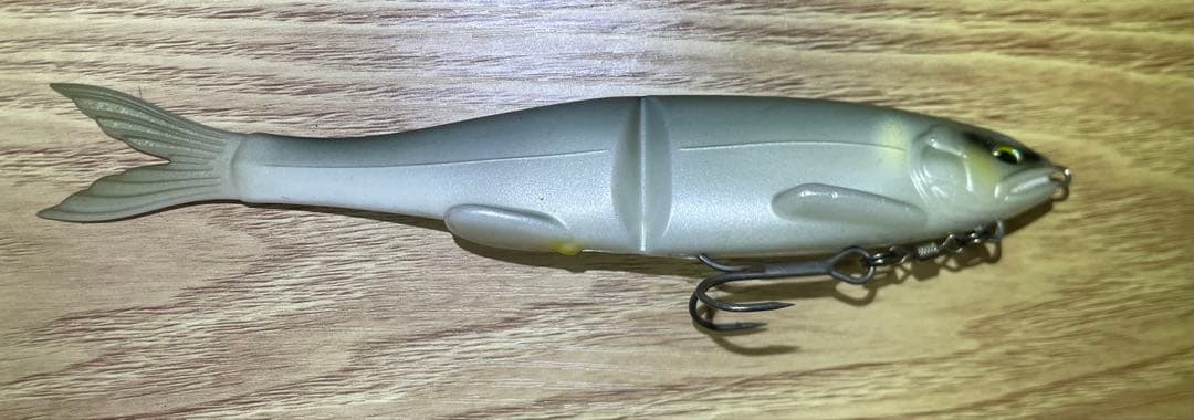 ブラックバスルアー